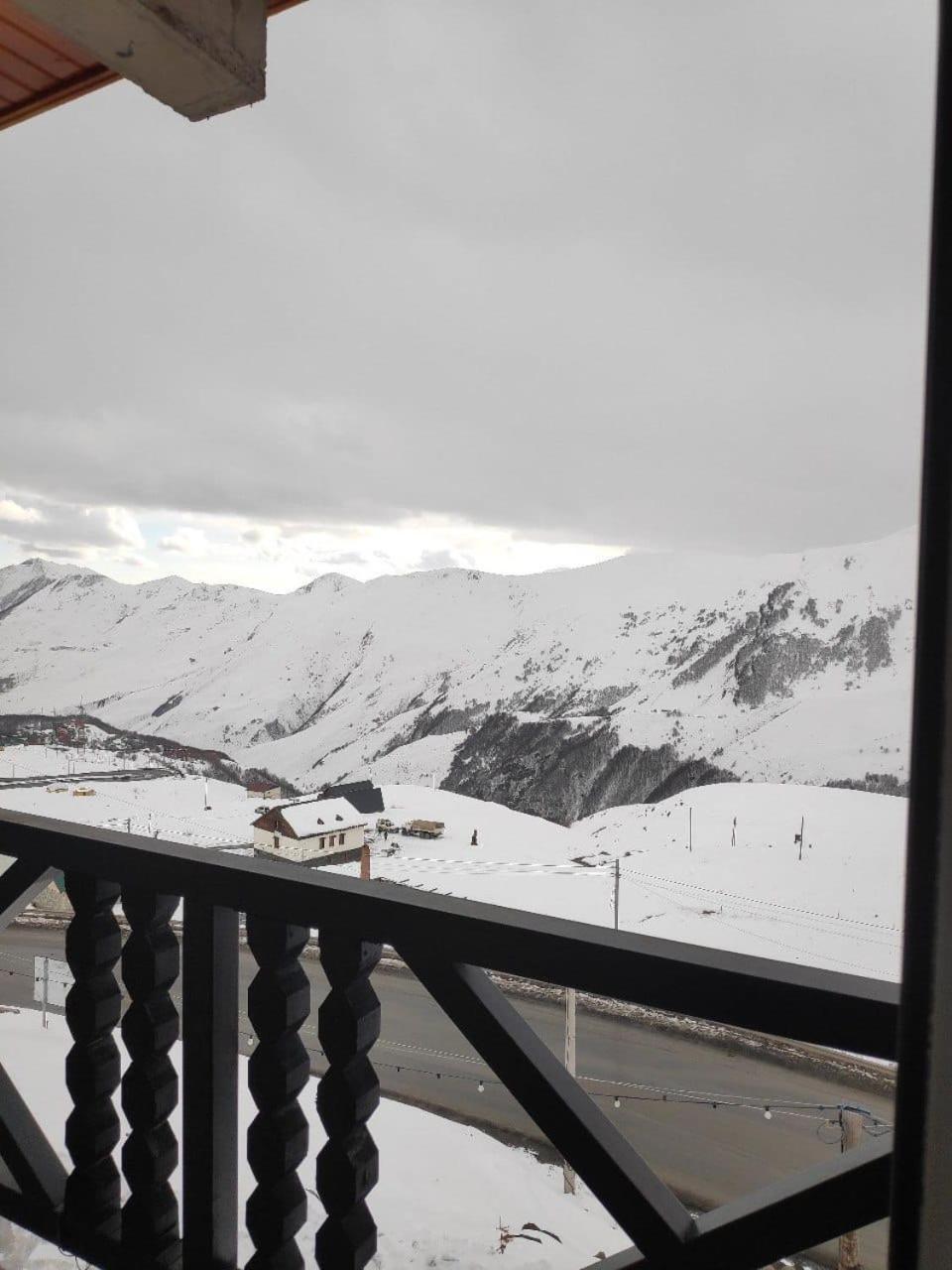 Mountain Dream House Apartment Gudauri Exterior photo