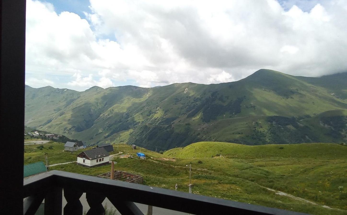 Mountain Dream House Apartment Gudauri Exterior photo